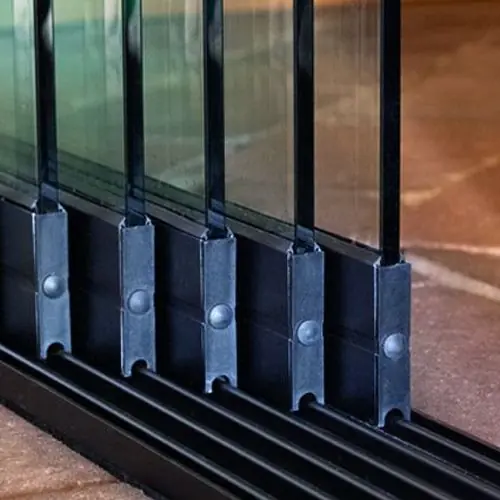 Glazen schuifwand 5-rail antraciet tot 500 cm breed 238-242 cm hoog Hoge Kwaliteit