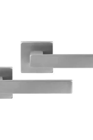 Tijdelijk Beschikbaar Differnz Tilburg deurkruk op rozet vierkant 52x10mm Mat Chroom