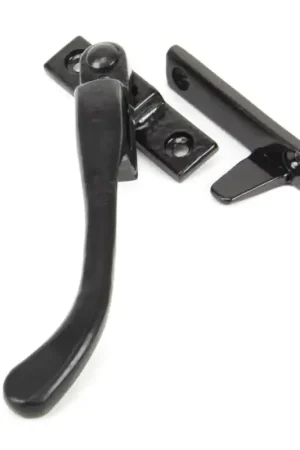 Actieprijs Wardlo raamsluiting links hendel 123mm met ventilatiestand smeedijzer zwart