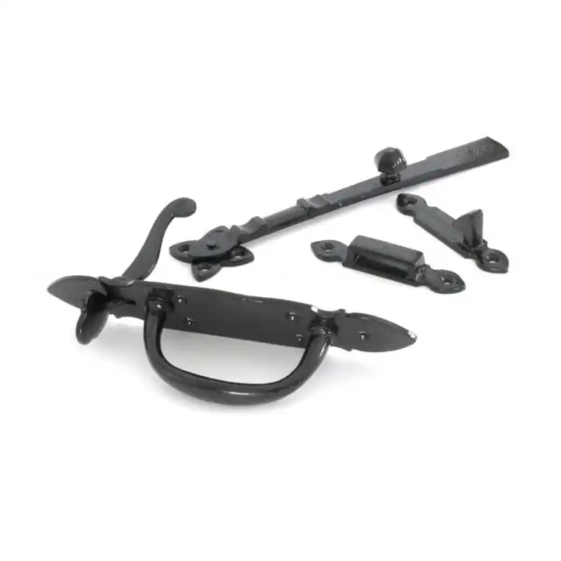 Wardlo klinkstel hendel 100mm, duimstang 120mm, grendel 243mm, schild 218mm smeedijzer zwart Must-Have