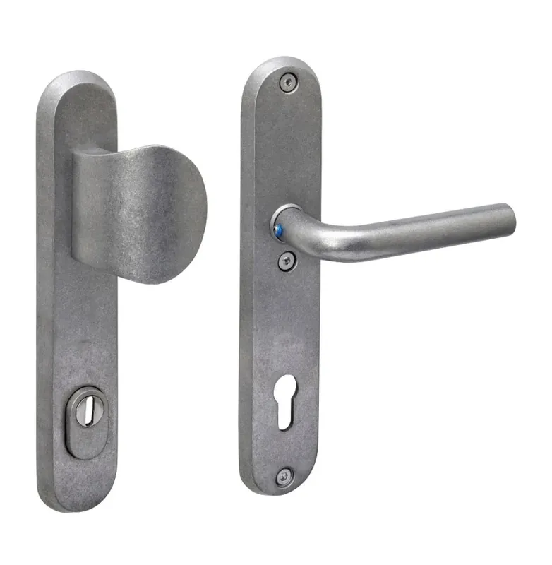Intersteel SKG3 veiligheidsbeslag ovaal greep/kruk Luzern PC92mm met kerntrekbeveiliging rvs getrommeld Laatste Kans