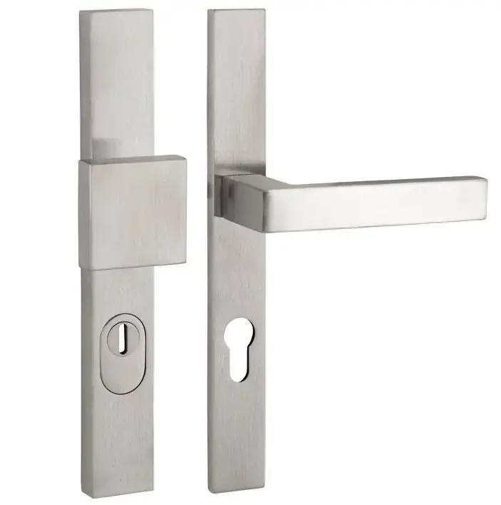 SKG3 PC92 knop/kruk Metro rechts op rechthoekig smal schild PRIO + kerntrekbeveiliging rvs Must-Have