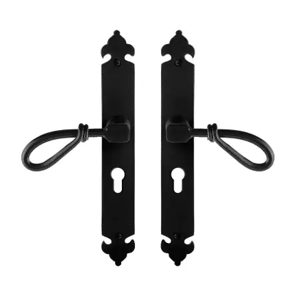 Laatste Kans smeedijzer zwarte deurkruk Sula op l.schild PC55, 291x41x4mm