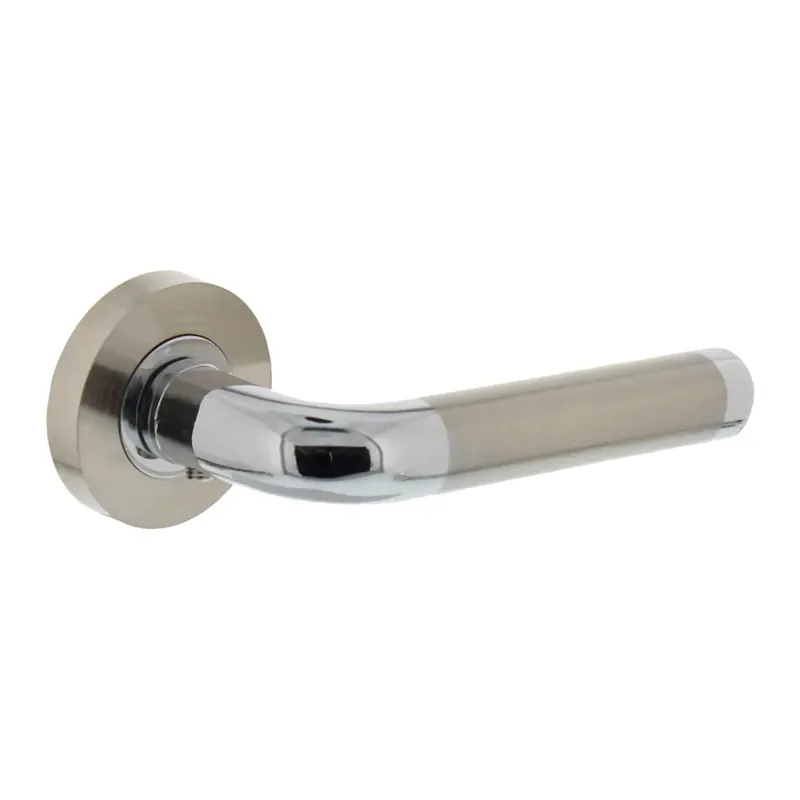 Must-Have Intersteel Deurkruk Agatha op rozet chroom